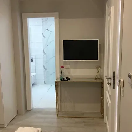 Onira Luxury Rooms Sarande Exterior photo